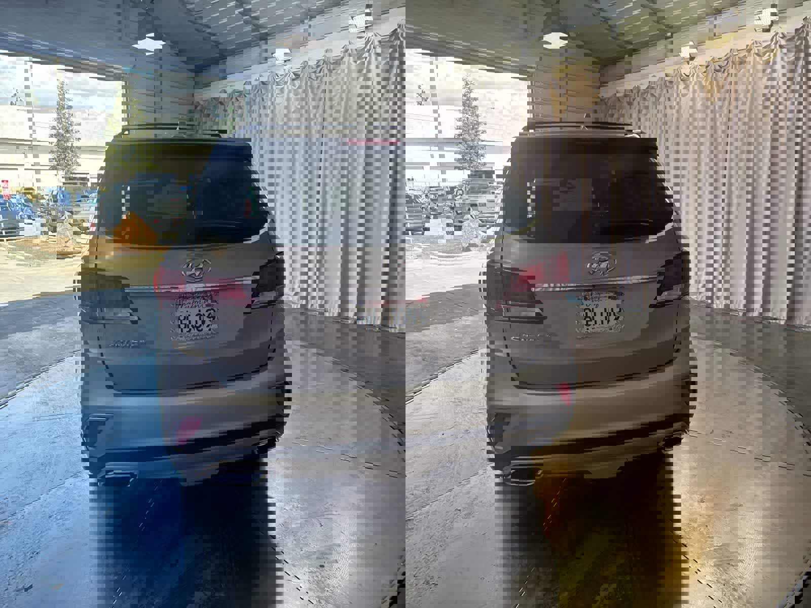 Used 2018 Hyundai Santa Fe SE image 6