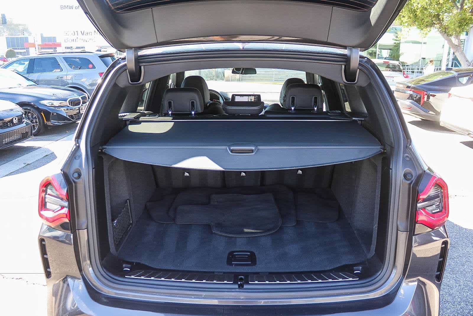 Used 2024 BMW X3 sDrive30i w/ M Sport Package RWD image 26