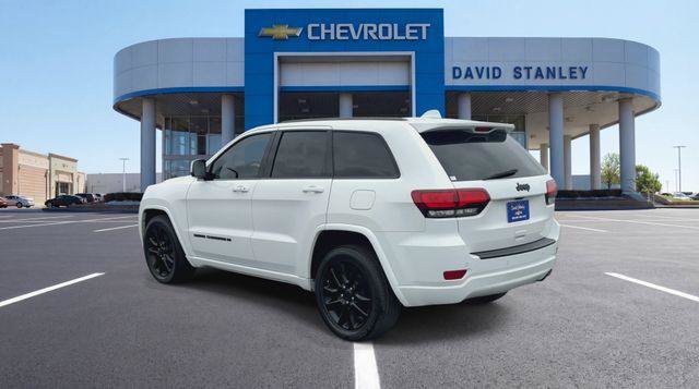 Used 2022 Jeep Grand Cherokee Laredo X RWD image 6