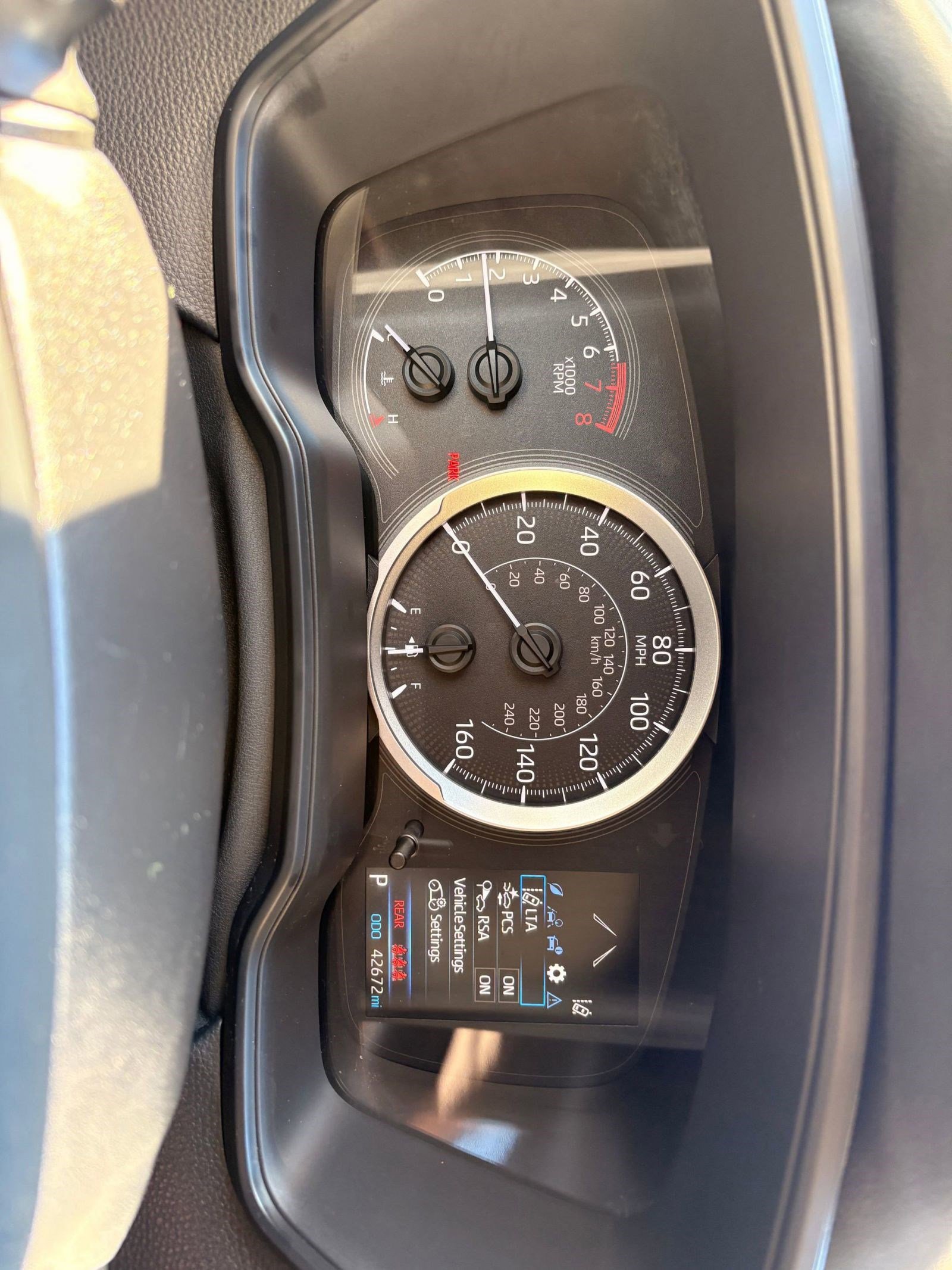 Used 2020 Toyota Corolla LE image 26