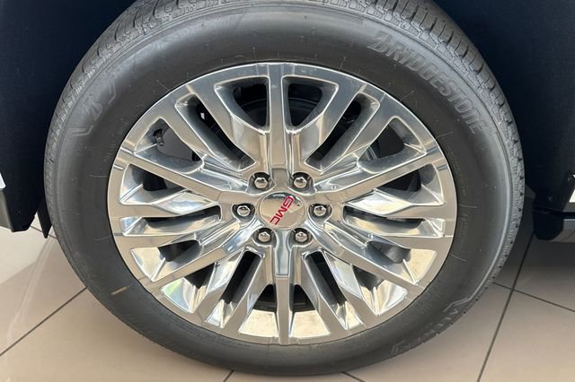 New 2026 GMC Yukon XL Denali w/ Sun & Power Step Package image 20