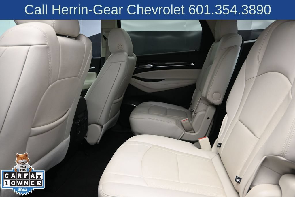 Used 2023 Buick Enclave Essence w/ Experience Buick Package FWD image 15