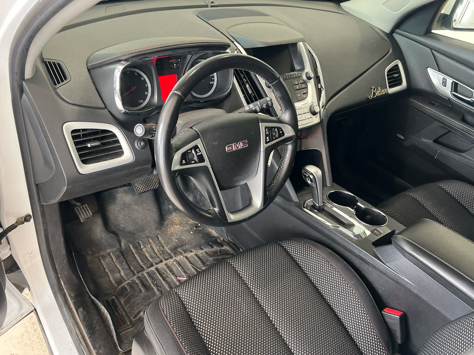 Used 2015 GMC Terrain SLE w/ Convenience Package AWD/4WD image 14