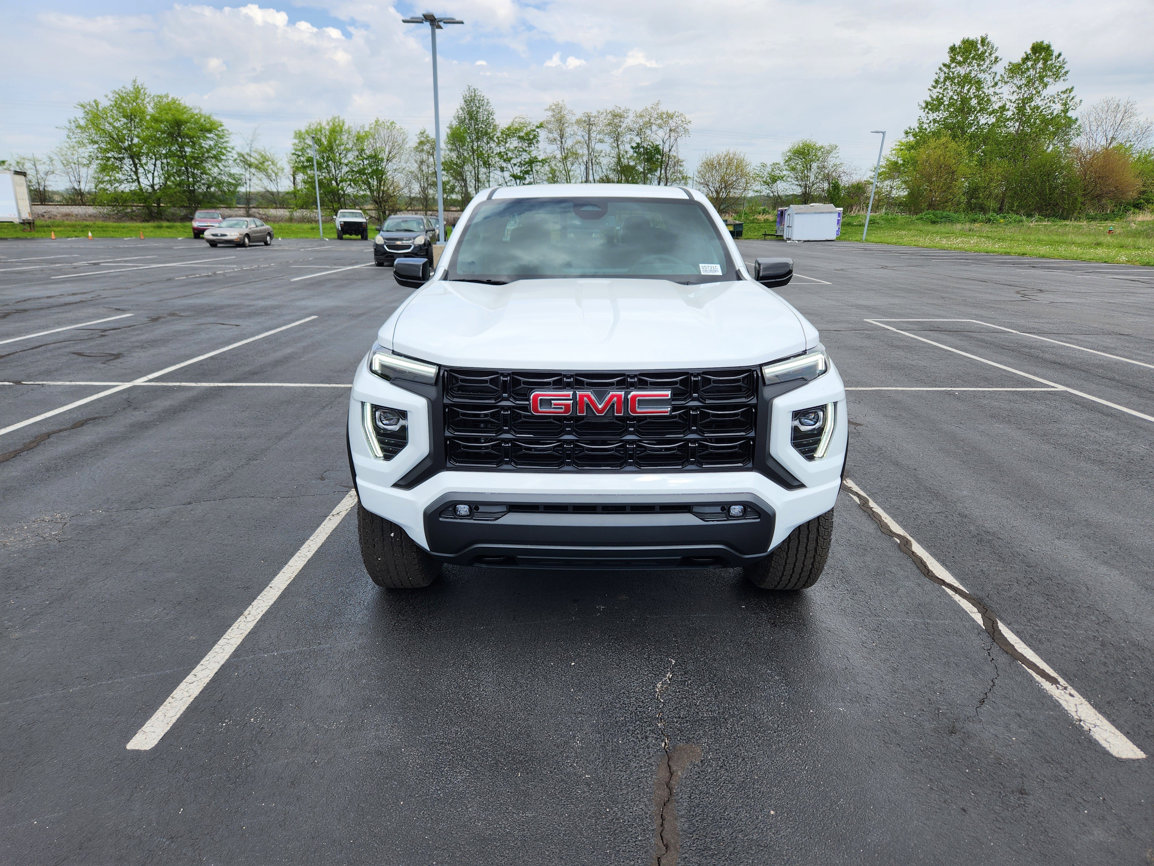 New 2025 GMC Canyon Elevation w/ Convenience Package image 2
