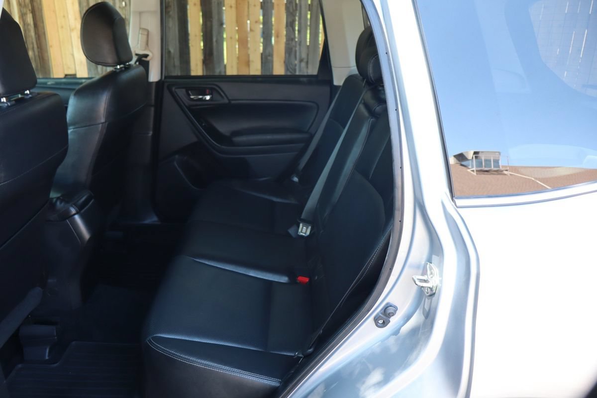 Used 2015 Subaru Forester 2.5i Limited AWD/4WD image 20