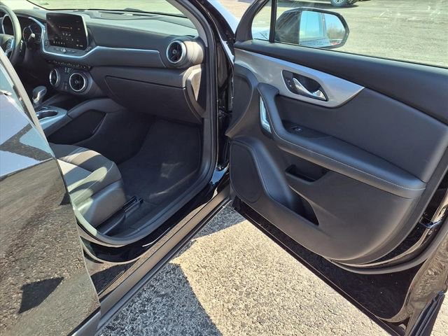 Used 2025 Chevrolet Blazer LT image 82