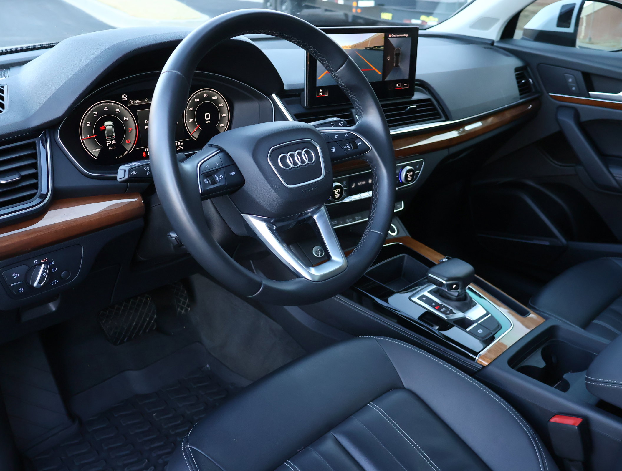 Used 2023 Audi Q5 2.0T Premium Plus image 3