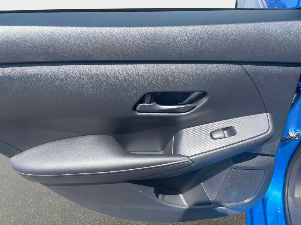 Used 2025 Nissan Sentra SV w/ All-Weather Package FWD image 15