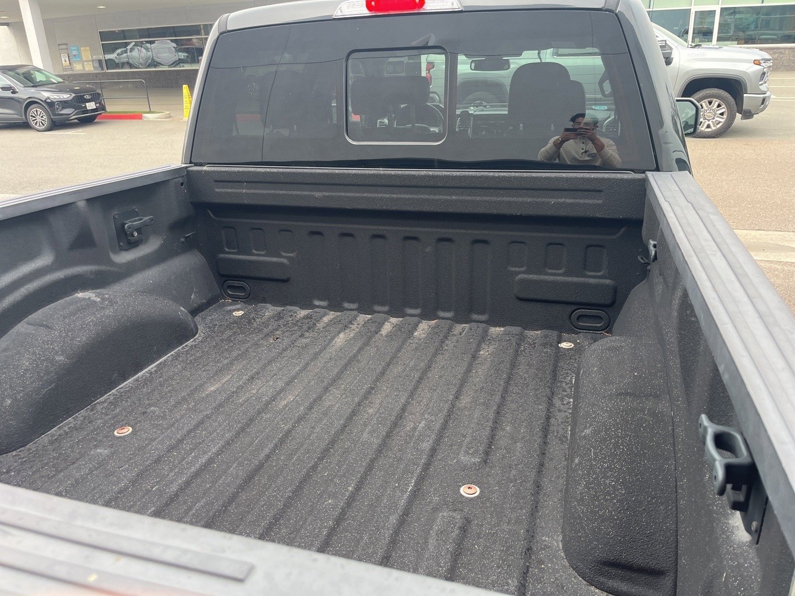 Used 2015 Ford F150 Lariat w/ Equipment Group 502A Luxury image 7