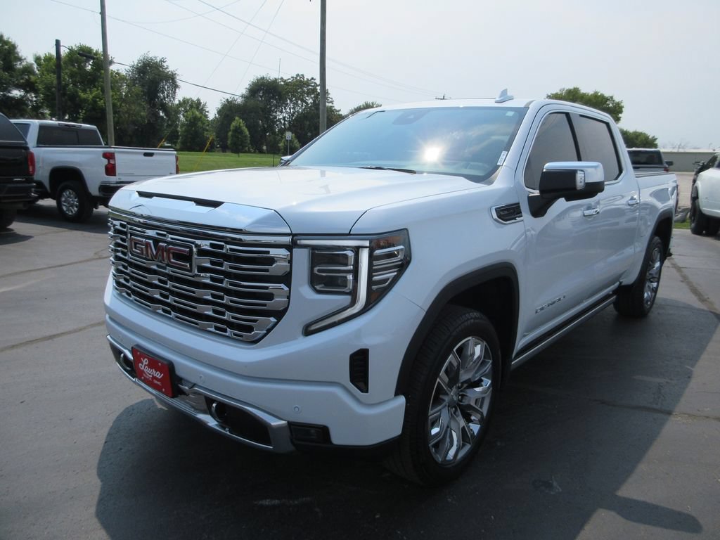 Certified 2026 GMC Sierra 1500 Denali w/ Denali Reserve Package AWD/4WD image 11