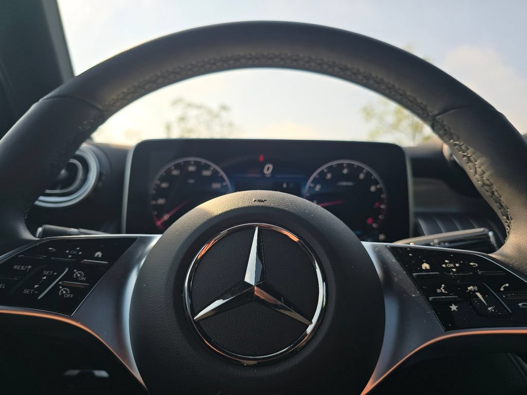 Certified 2026 Mercedes-Benz GLC 300 4MATIC image 30