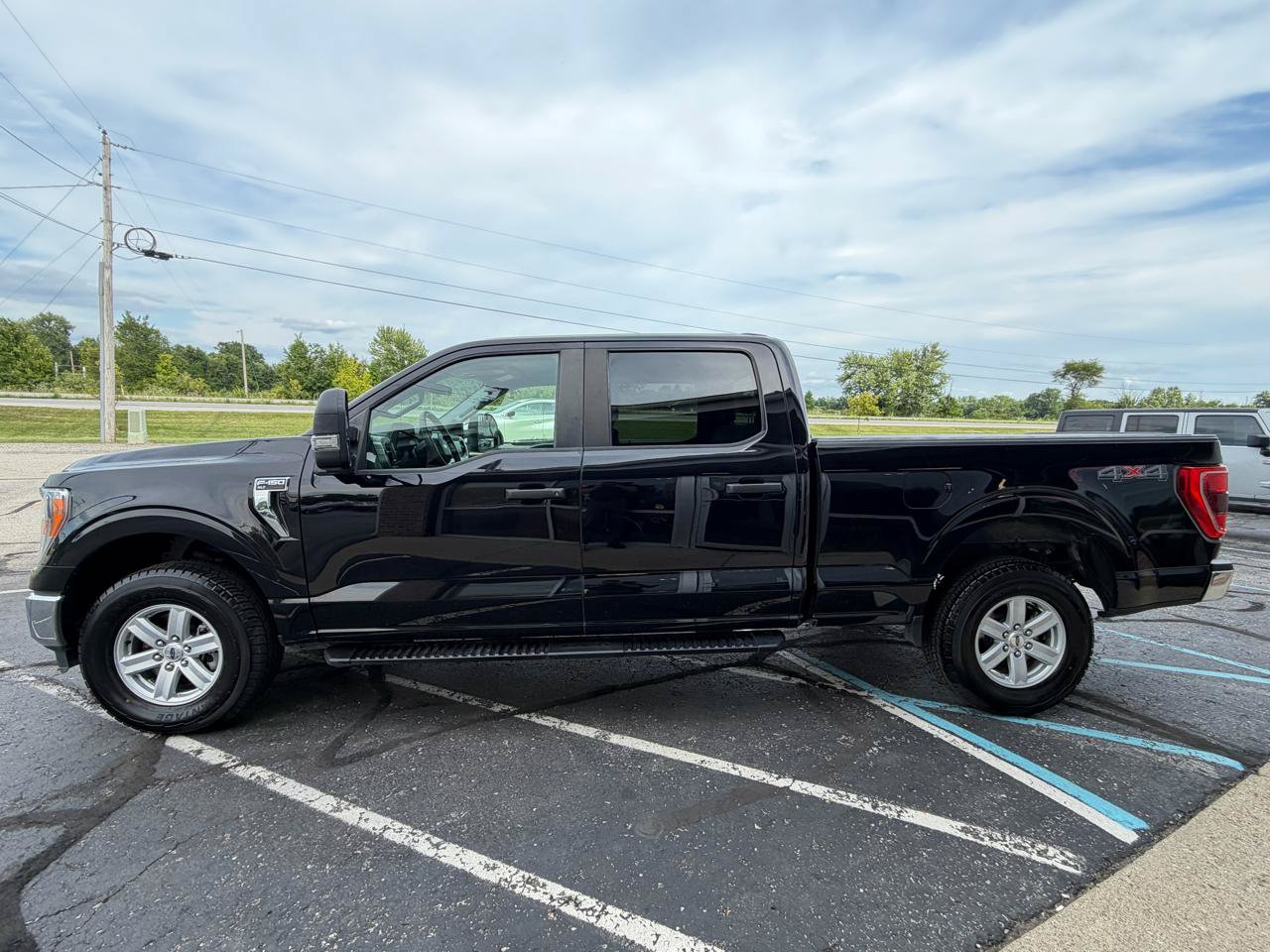 Used 2021 Ford F150 XLT w/ Trailer Tow Package AWD/4WD image 3