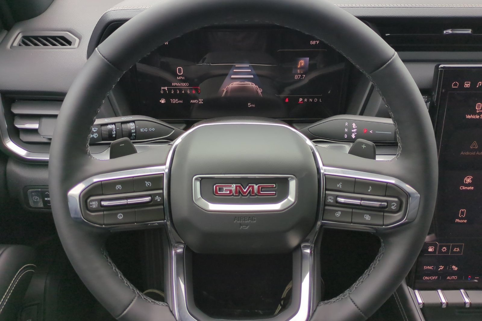 New 2026 GMC Terrain Elevation w/ Elevation Premium Package AWD/4WD image 27