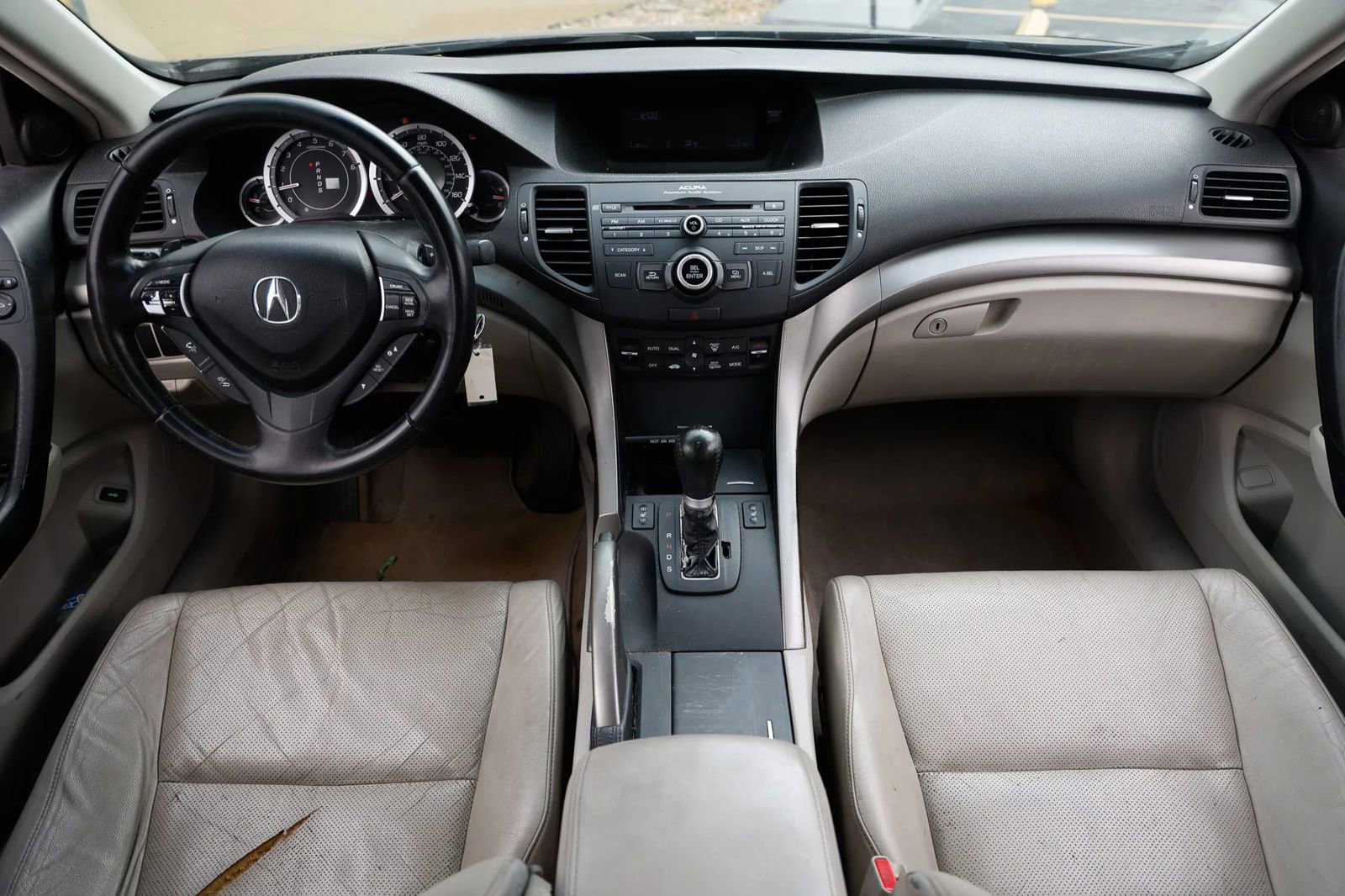Used 2010 Acura TSX Sedan image 2