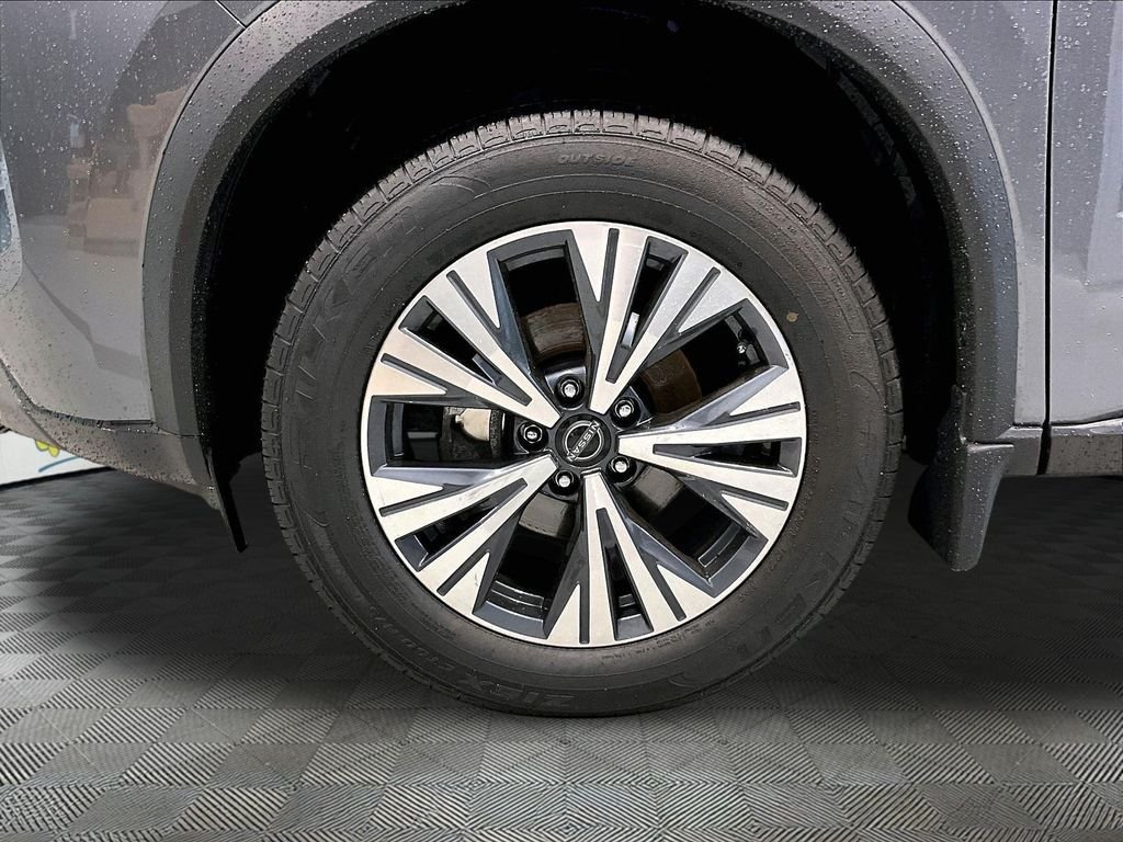 Used 2023 Nissan Rogue SV w/ SV Premium B Package AWD/4WD image 29