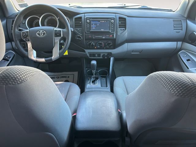 Used 2015 Toyota Tacoma 4x4 Access Cab w/ Convenience Package image 10