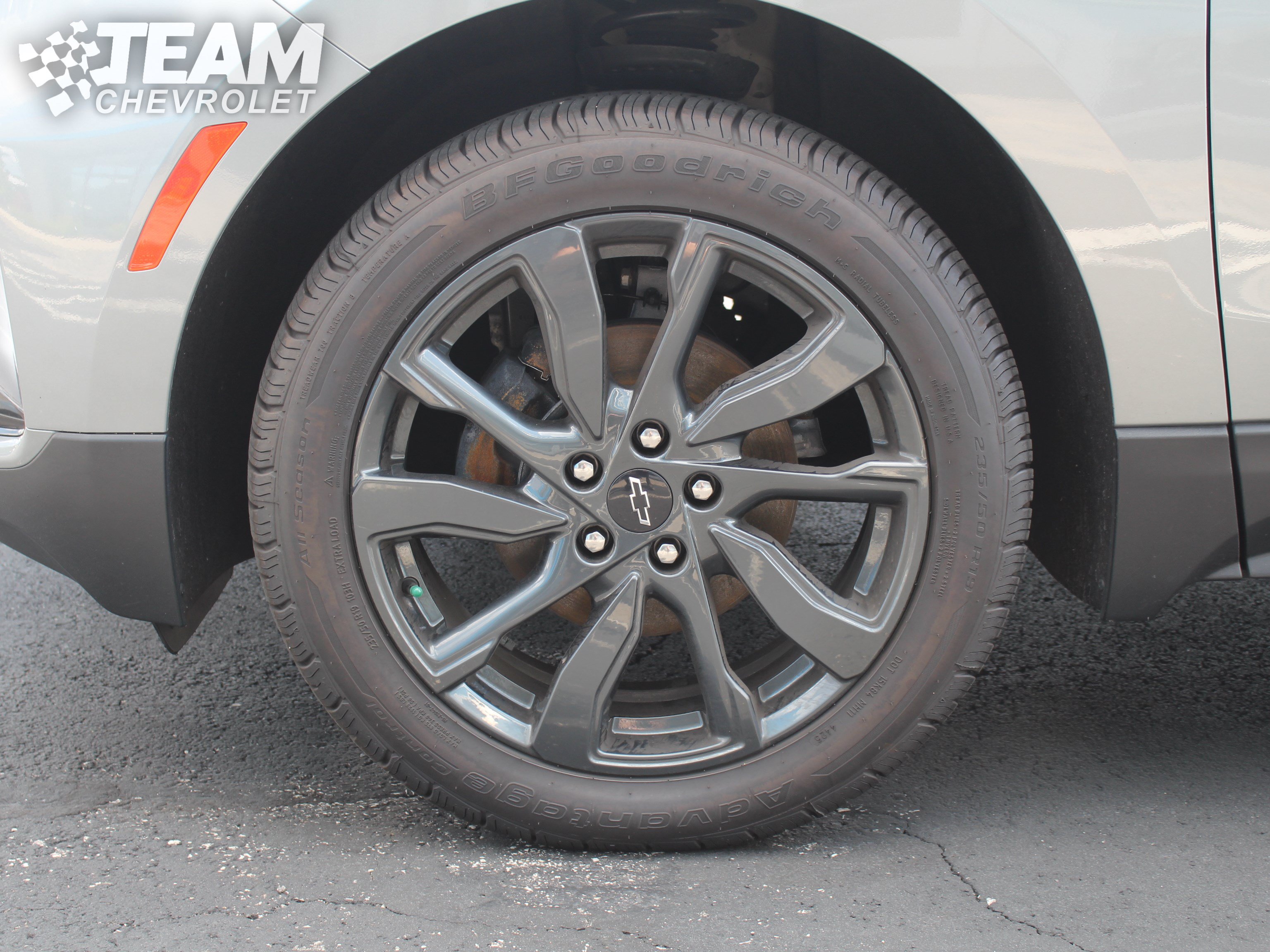 Used 2024 Chevrolet Equinox RS w/ RS Leather Package AWD/4WD image 31