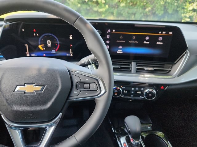 New 2026 Chevrolet Trax LT w/ Sunroof Package FWD image 26