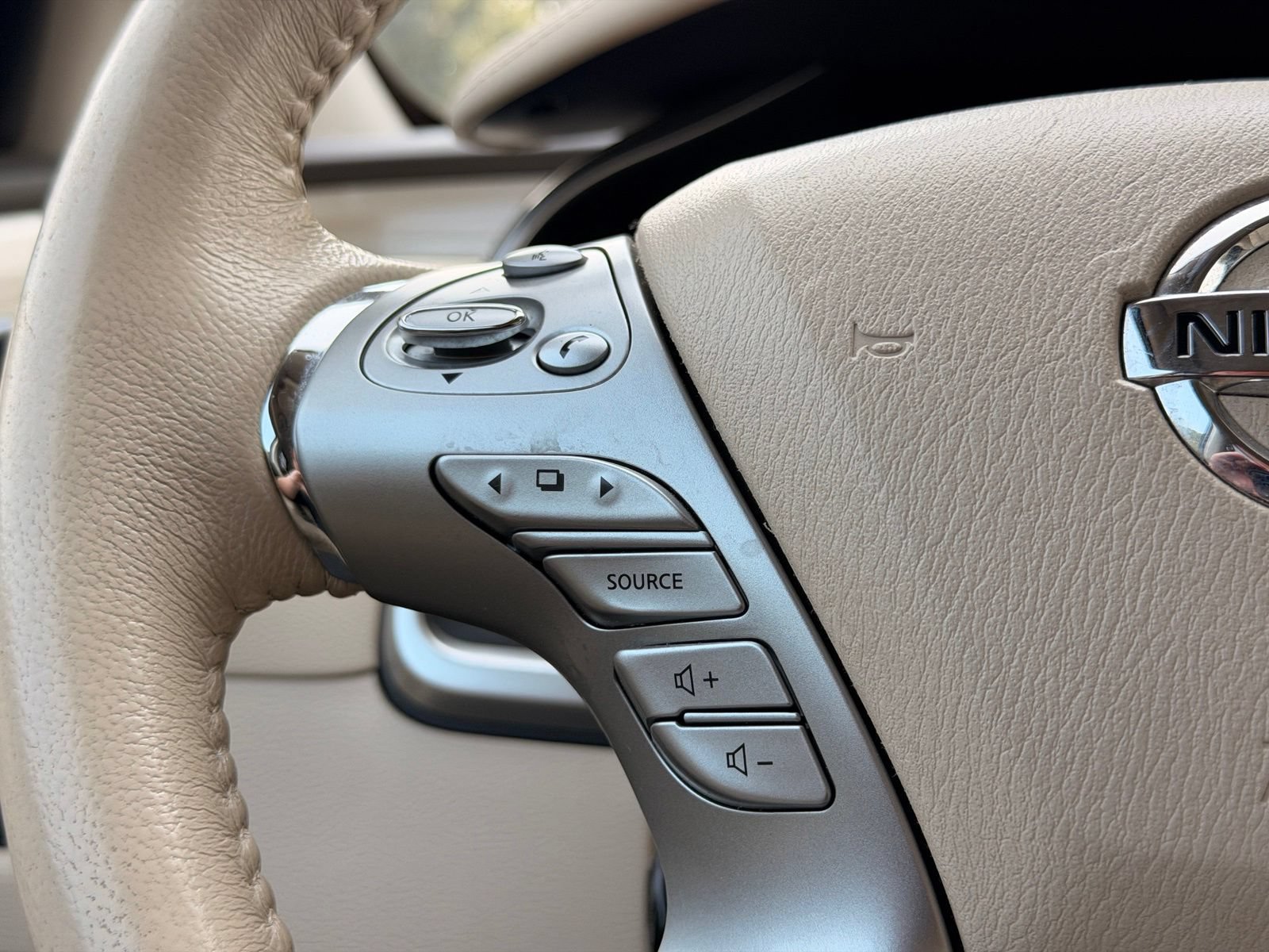 Used 2017 Nissan Murano Platinum w/ Platinum Technology Package FWD image 24