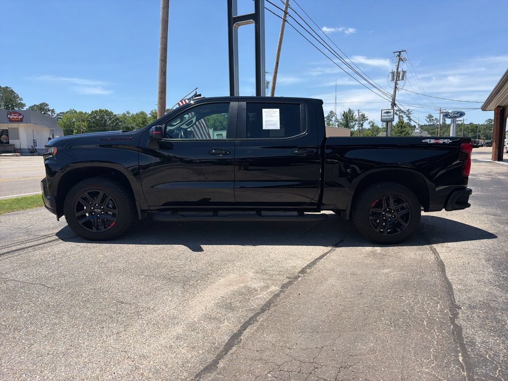 Used 2022 Chevrolet Silverado 1500 RST w/ Redline Edition AWD/4WD image 1