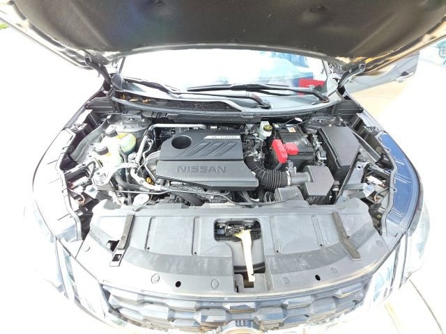 Used 2023 Nissan Rogue SV image 27