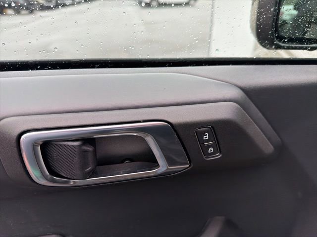 Used 2025 Ford Bronco Outer Banks image 5