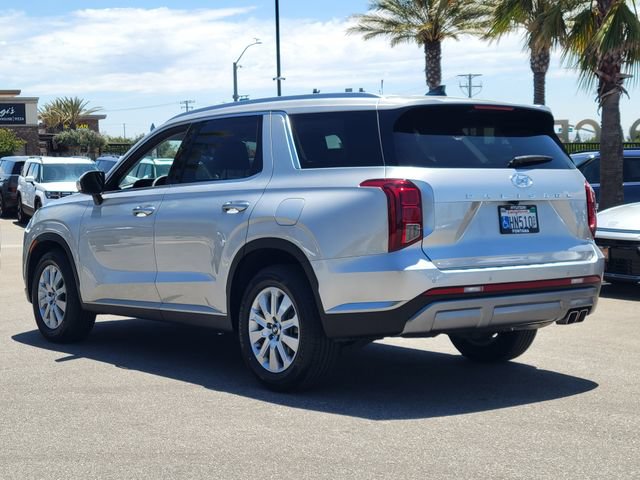 Used 2024 Hyundai Palisade SEL FWD image 3