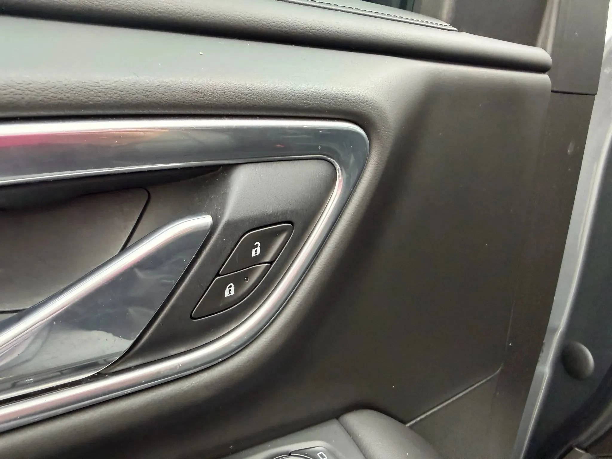 Used 2021 Chevrolet Tahoe LT image 25