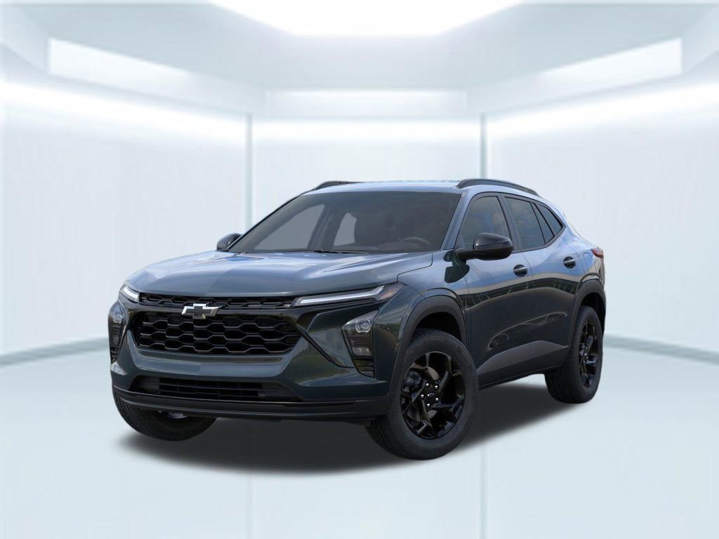 New 2026 Chevrolet Trax LT FWD image 2