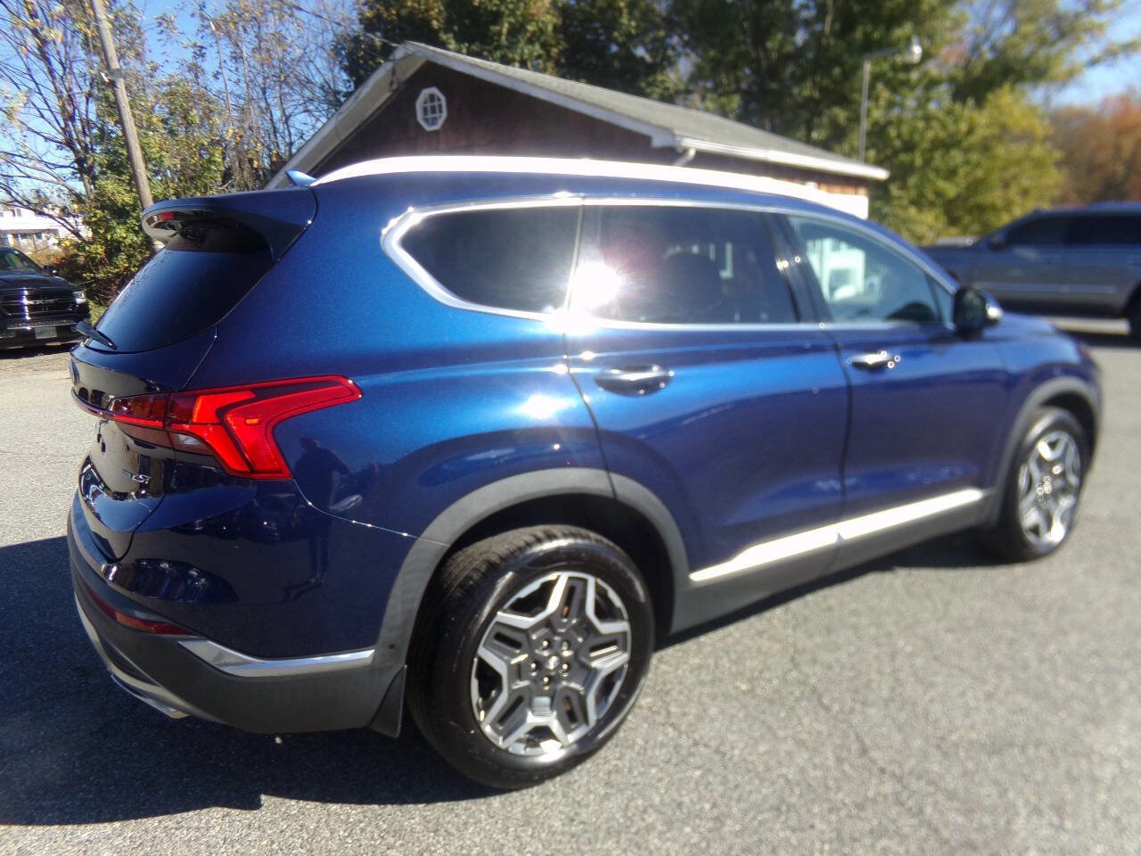 Used 2021 Hyundai Santa Fe Limited image 7