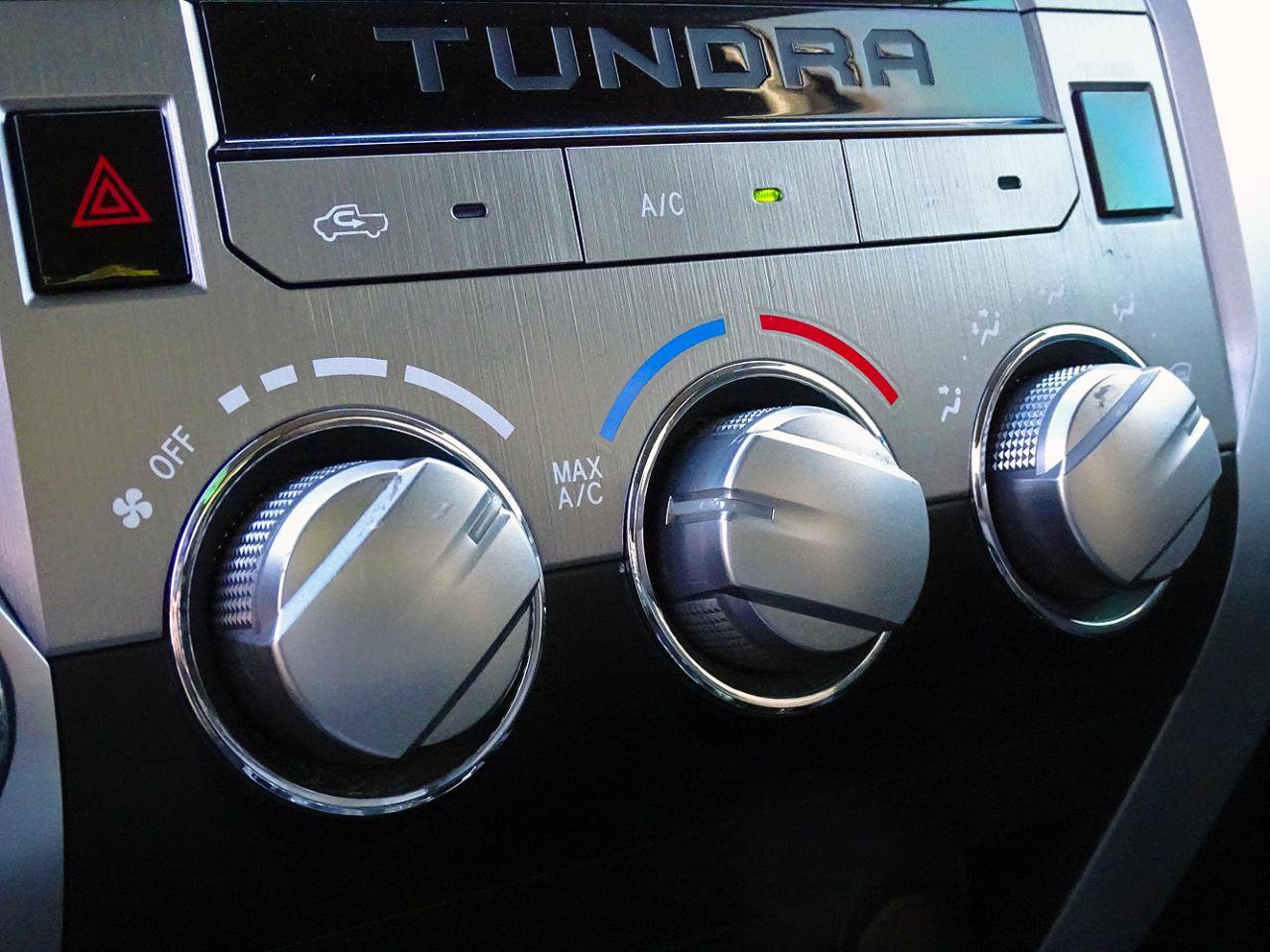 Used 2014 Toyota Tundra SR5 w/ SR5 Upgrade Package AWD/4WD image 41