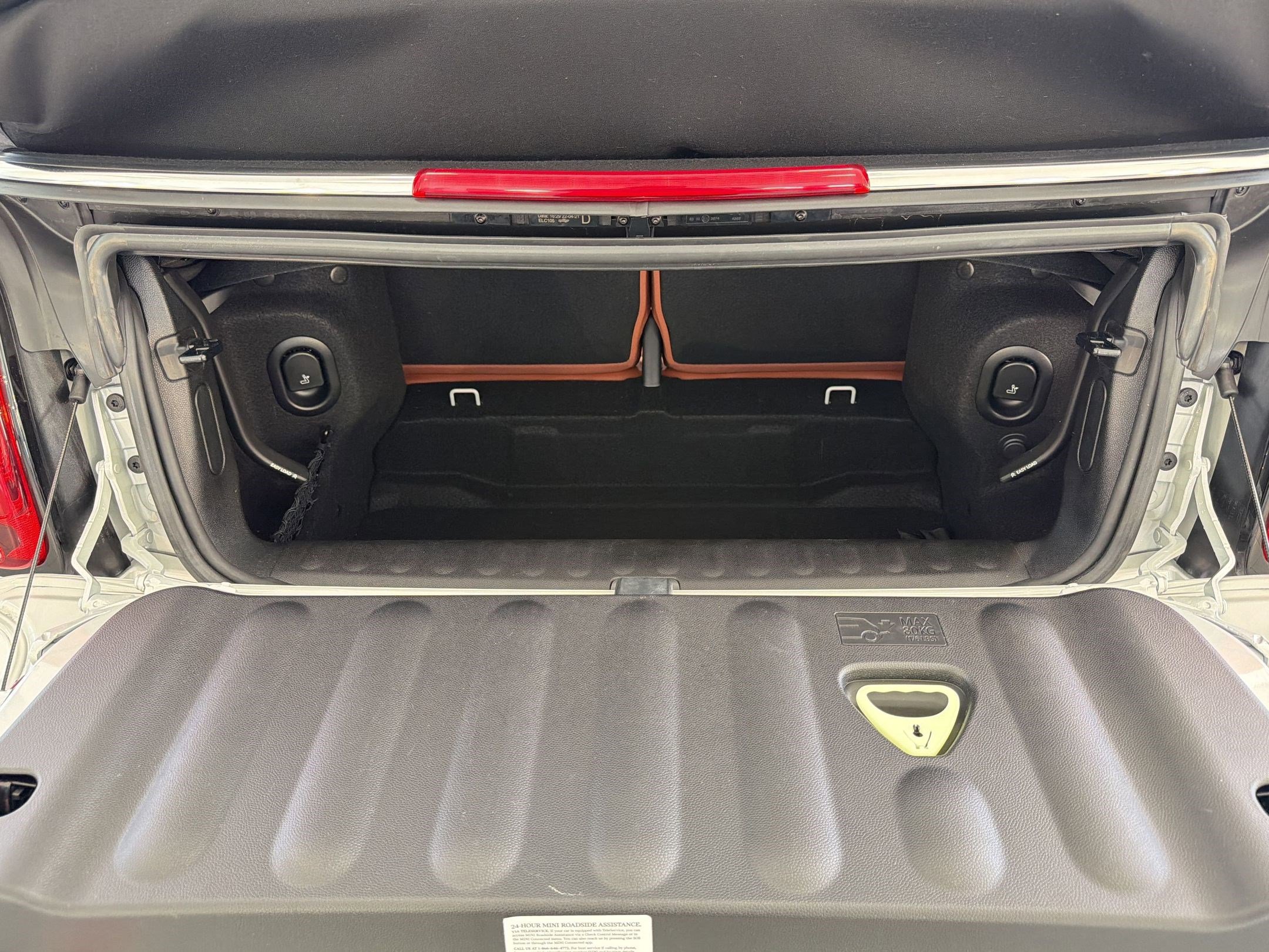 Used 2022 MINI Cooper S w/ Driver Assistance Package FWD image 32