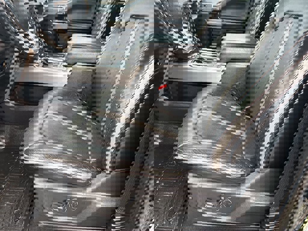 Used 2018 Ford F150 Platinum w/ Equipment Group 701A Luxury AWD/4WD image 11