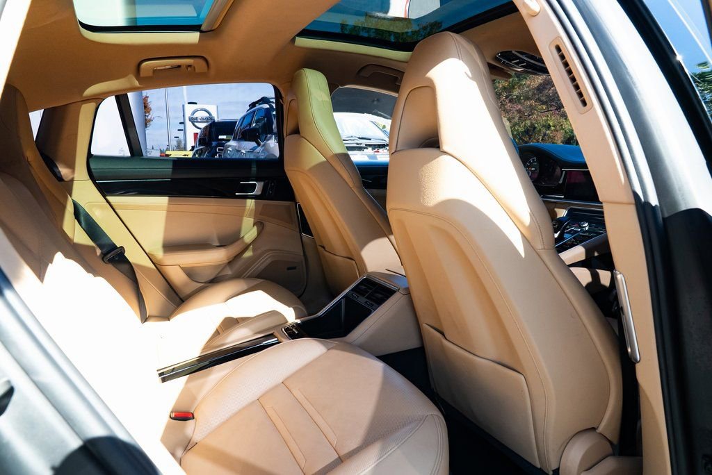 Used 2020 Porsche Panamera 4 w/ Premium Package Plus image 25