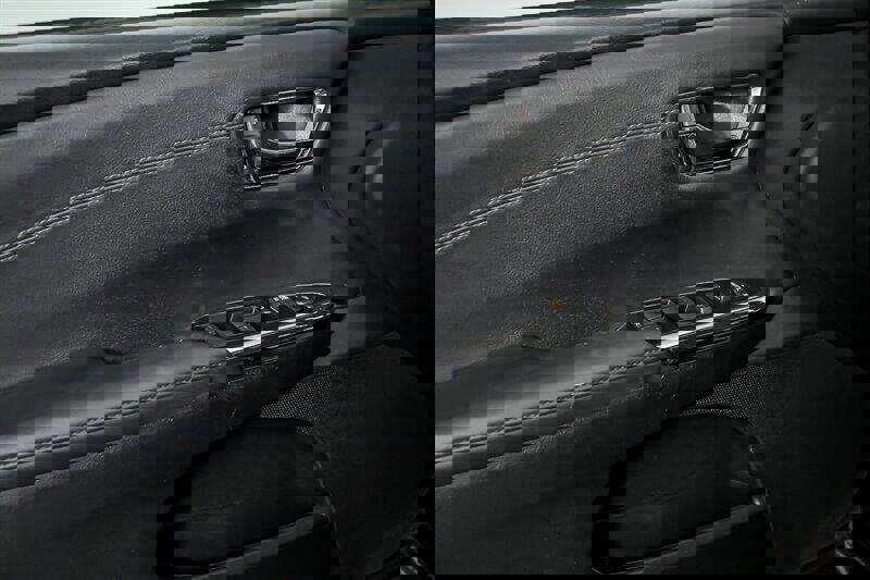 Used 2013 Toyota Avalon XLE image 15