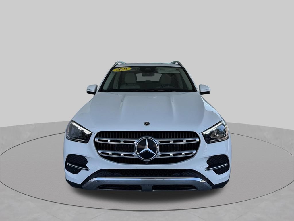 Used 2025 Mercedes-Benz GLE 350 4MATIC image 3