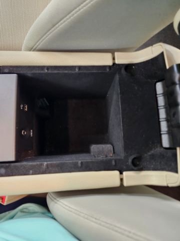 Used 2017 Ford Taurus SEL image 20