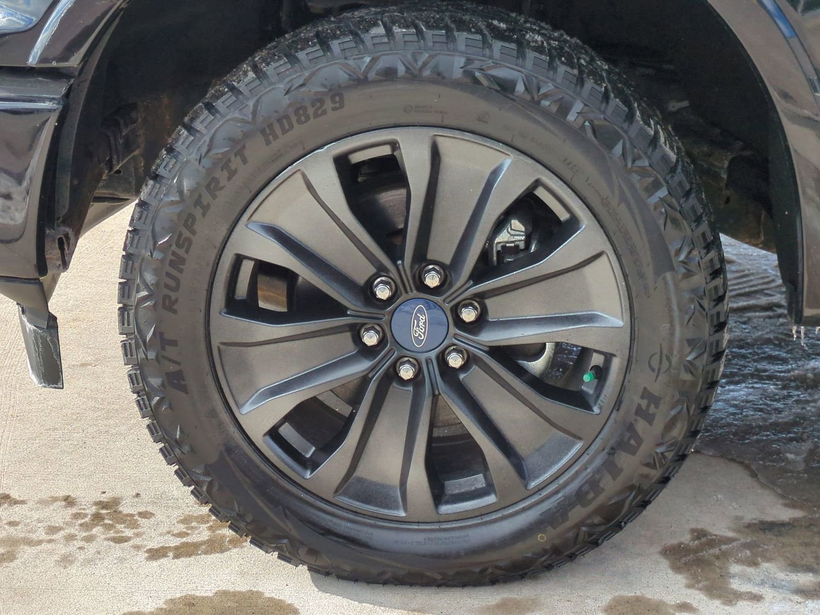 Used 2019 Ford F150 Lariat AWD/4WD image 17