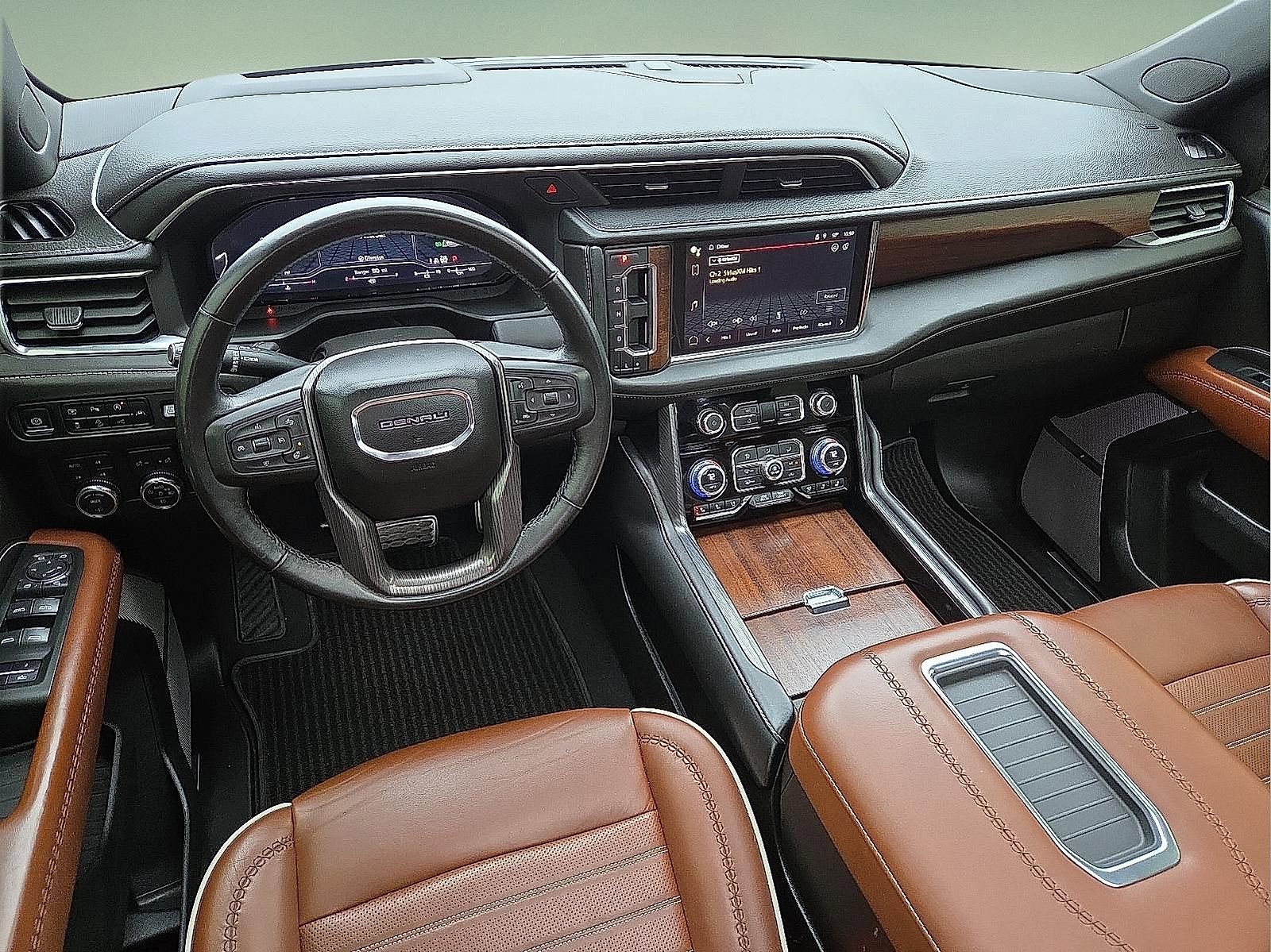 Certified 2023 GMC Yukon Denali Ultimate image 12