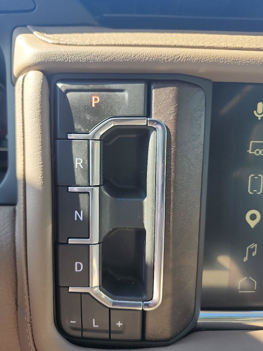 Certified 2024 GMC Yukon Denali w/ Denali Reserve Package AWD/4WD image 20