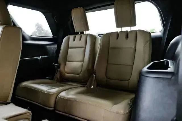 Used 2016 Ford Explorer Limited image 47