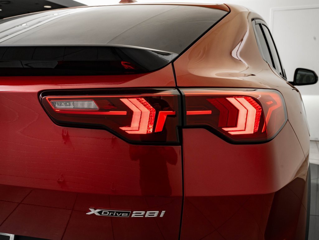 New 2026 BMW X2 xDrive28i w/ Convenience Package image 9