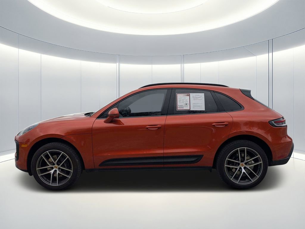 Used 2023 Porsche Macan AWD/4WD image 7