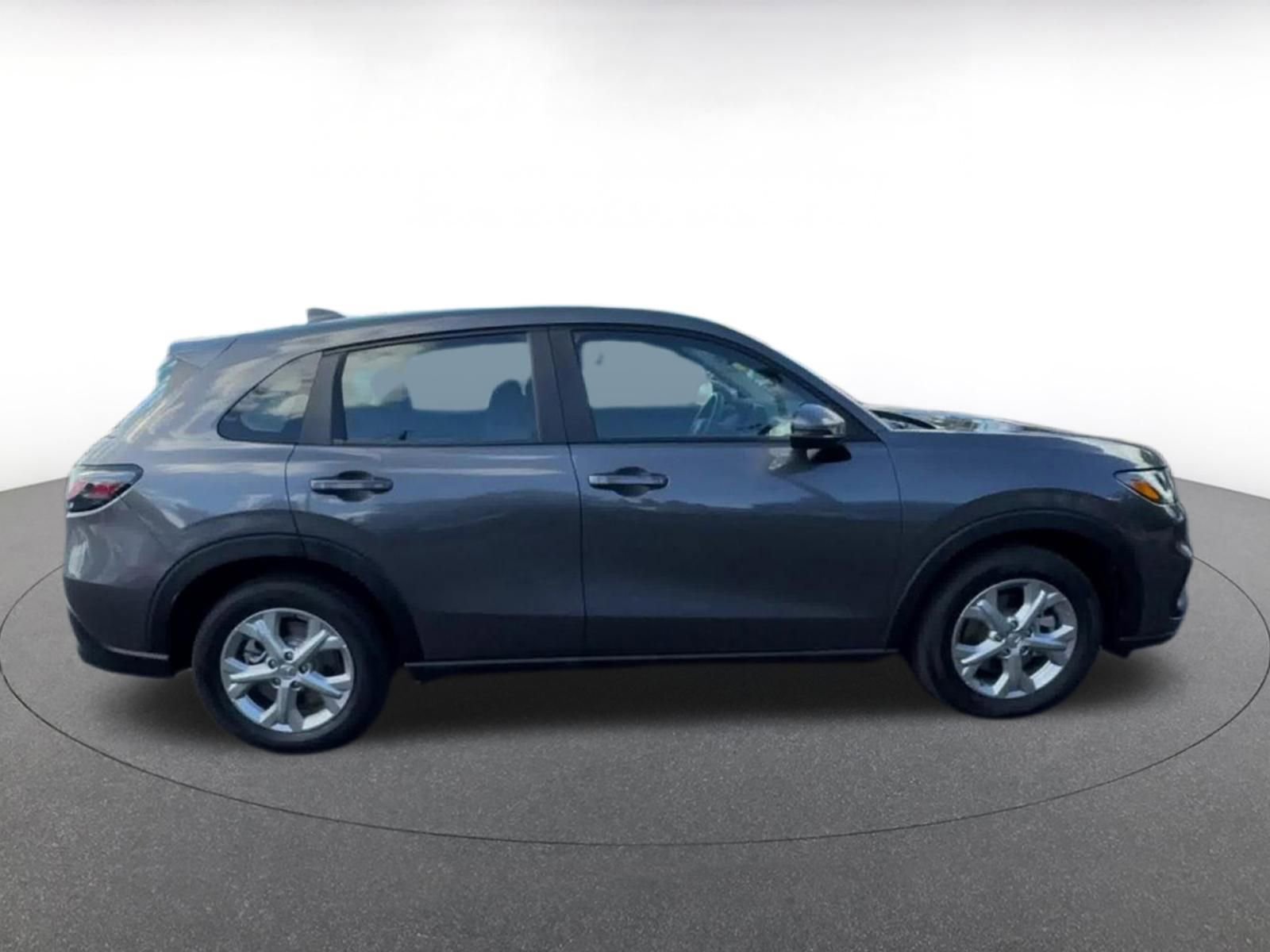 Used 2025 Honda HR-V LX image 16