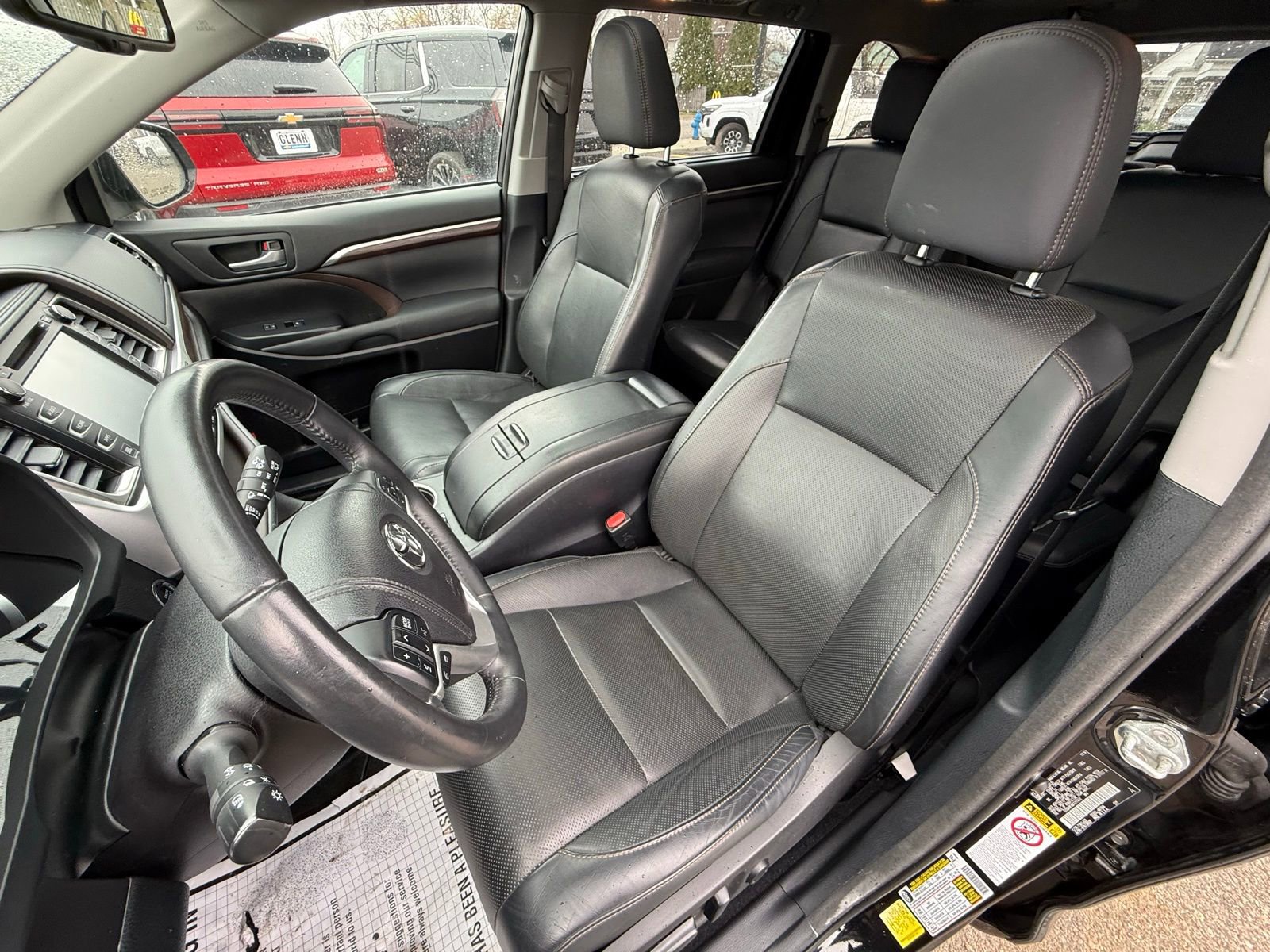 Used 2015 Toyota Highlander Limited image 13