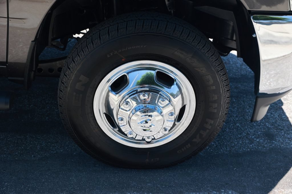 New 2026 RAM 3500 Tradesman AWD/4WD image 8