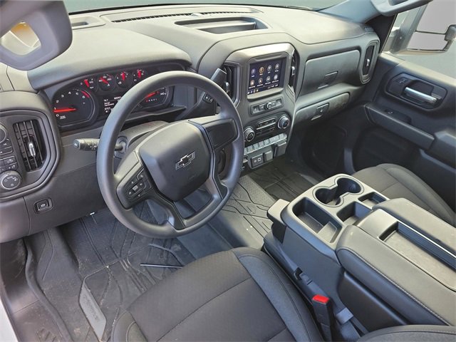 Used 2025 Chevrolet Silverado 2500 Custom w/ Custom Convenience Package image 13