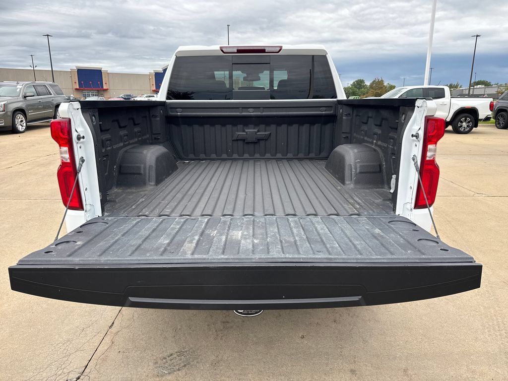 Certified 2023 Chevrolet Silverado 1500 LTZ w/ LTZ Premium Package AWD/4WD image 6