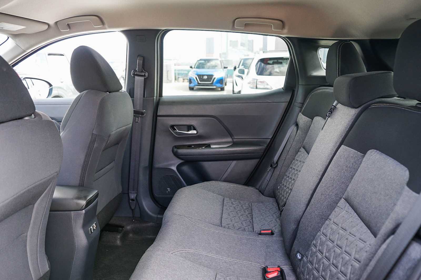 Used 2026 Nissan Kicks SV w/ Charging Package FWD image 18