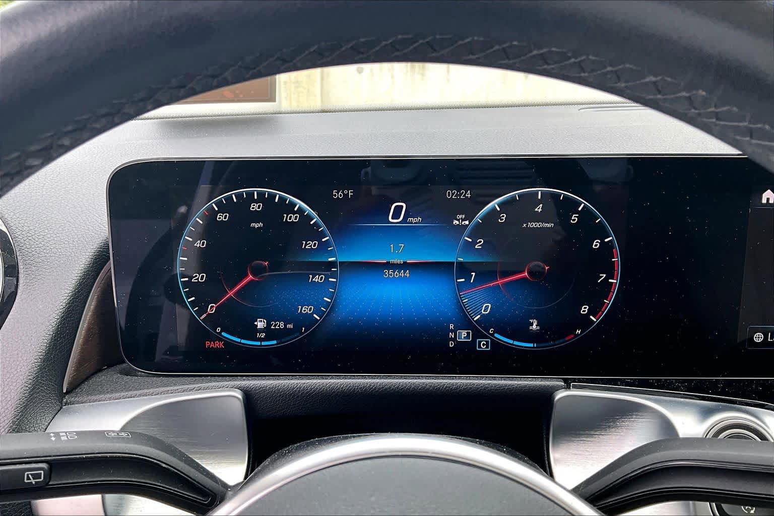 Used 2023 Mercedes-Benz GLB 250 image 25